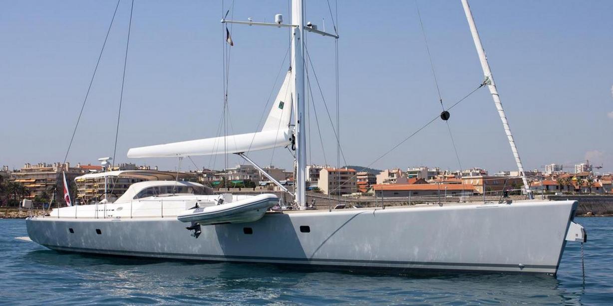 yacht Sindonemo