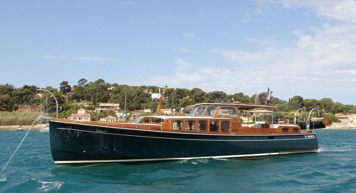 yacht Dona A