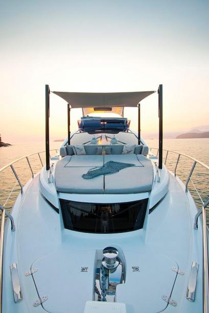 yacht Luclia III