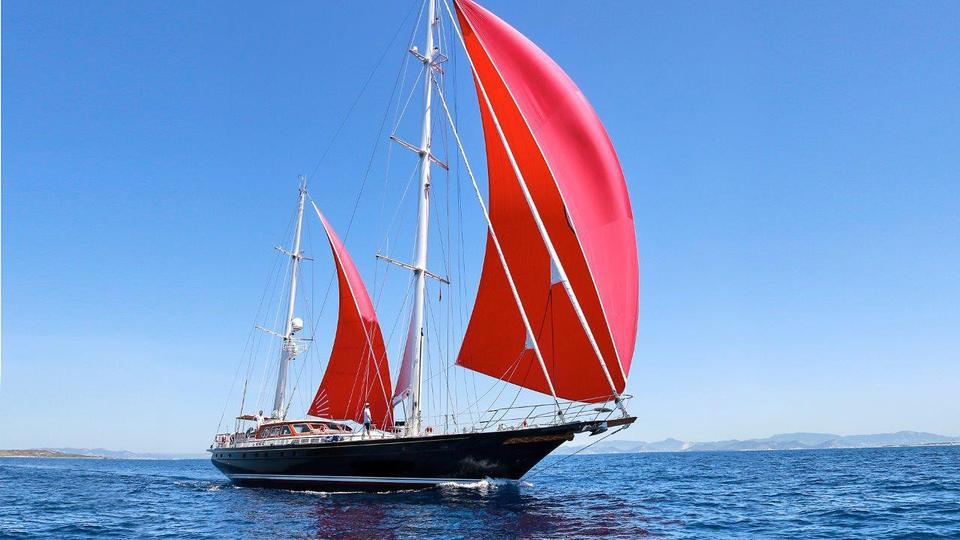 yacht Anamcara