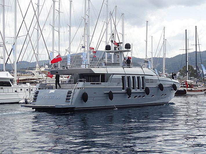 yacht Protect 136