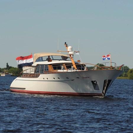 yacht Eleonore
