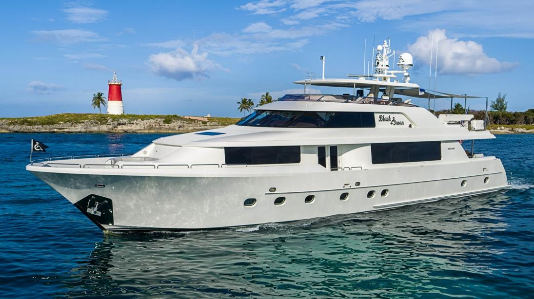 PEF affjedring gået i stykker Motor yacht Black Swan - Westport - Yacht Harbour