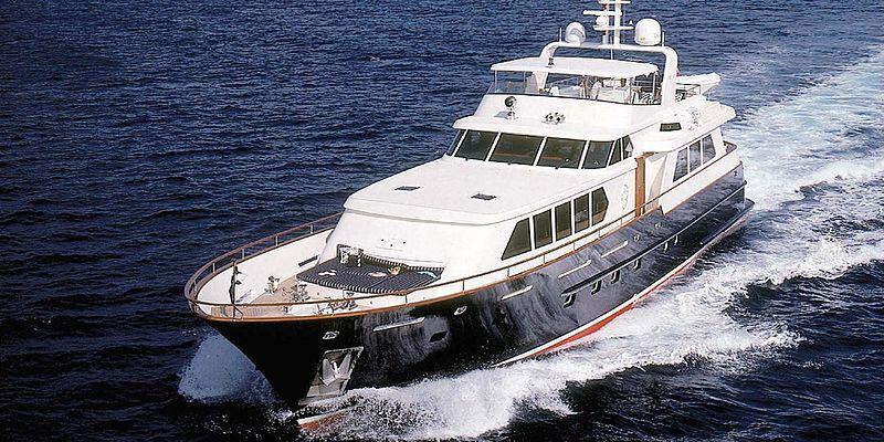 yacht Cassiopea