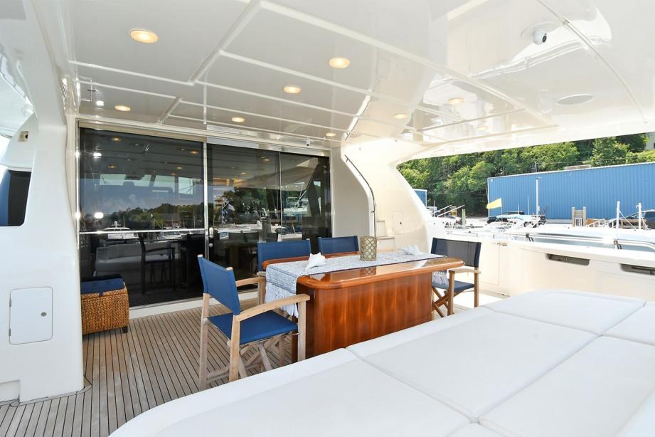 yacht Montrachet