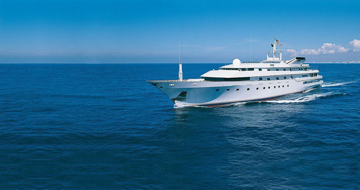 benetti superyacht kingdom 5kr