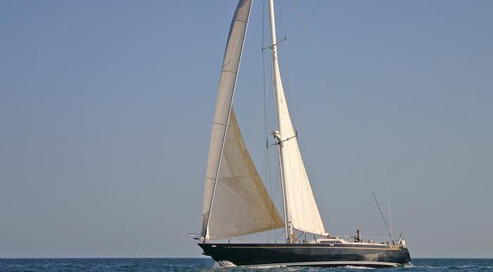 yacht Kinzana