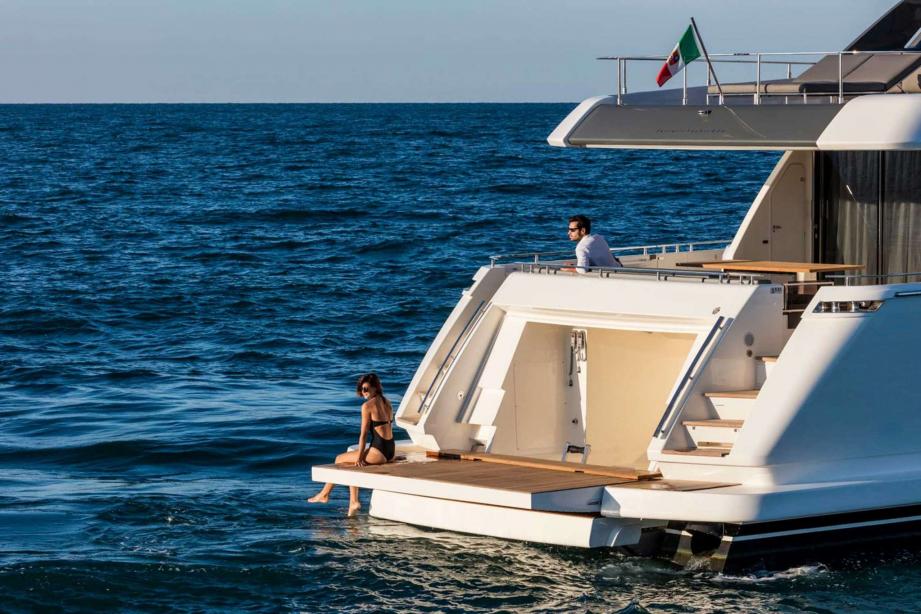 yacht La Nina