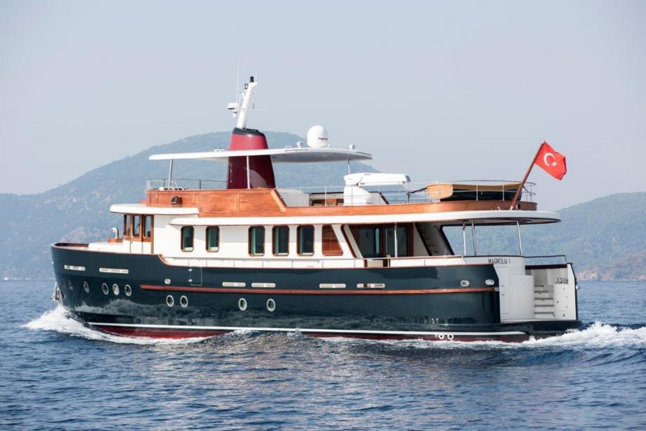 yacht Magnolia One