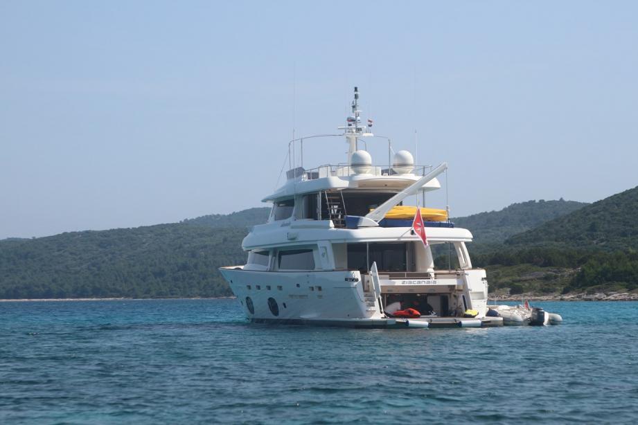 yacht Ziacania 1