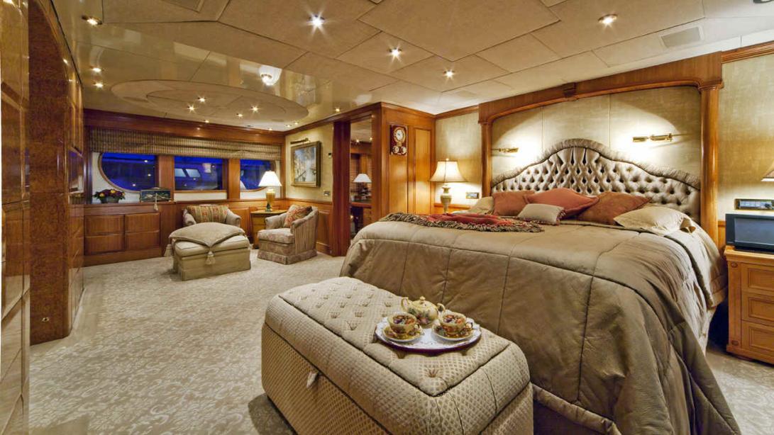 yacht Lady Anastasia