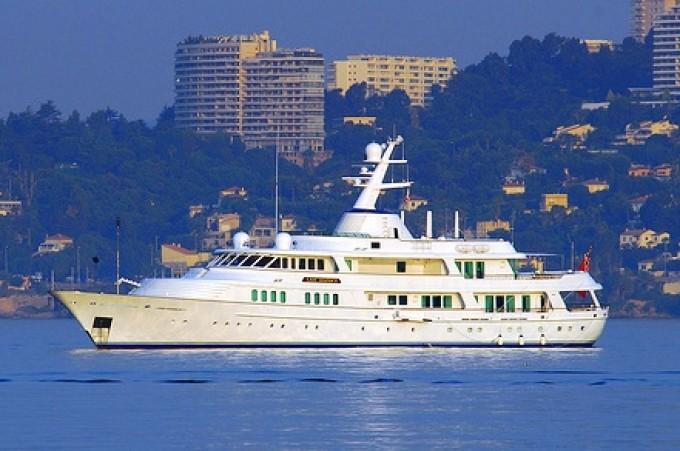 Motor yacht Lady Beatrice Feadship Yacht Harbour