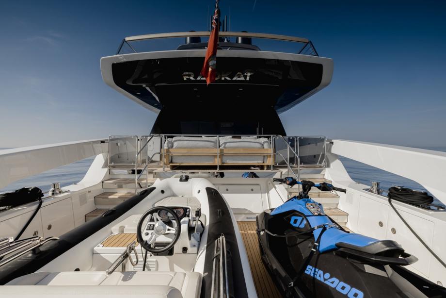 yacht Radkat