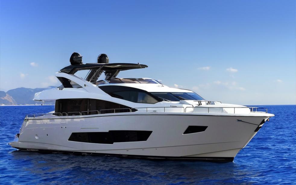 yacht Saliviti