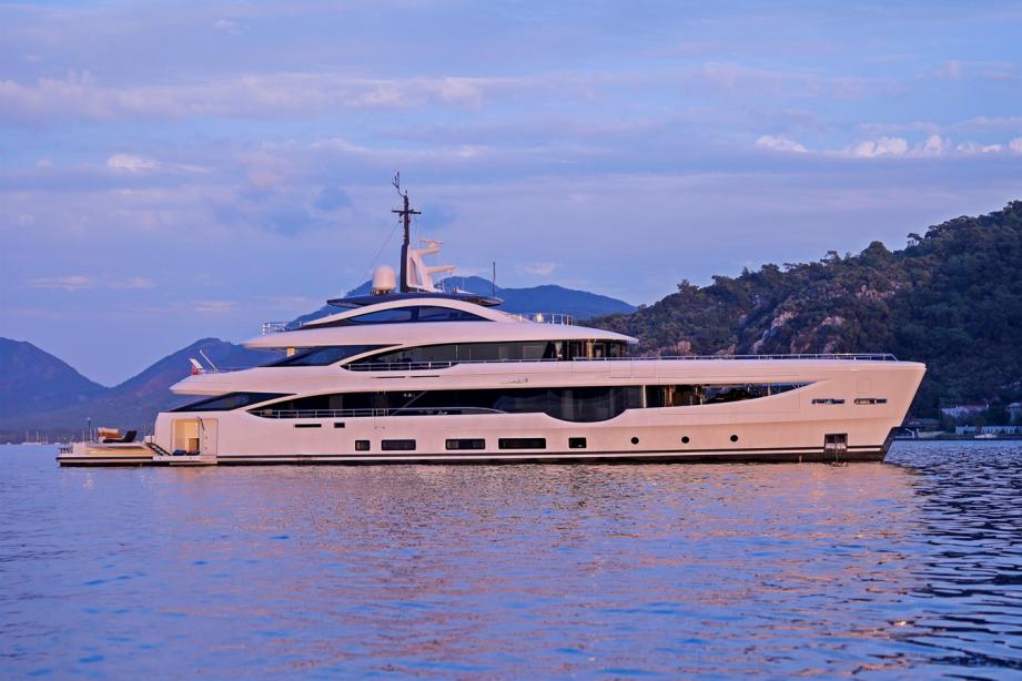 Motor yacht Legasea - Benetti - Yacht Harbour