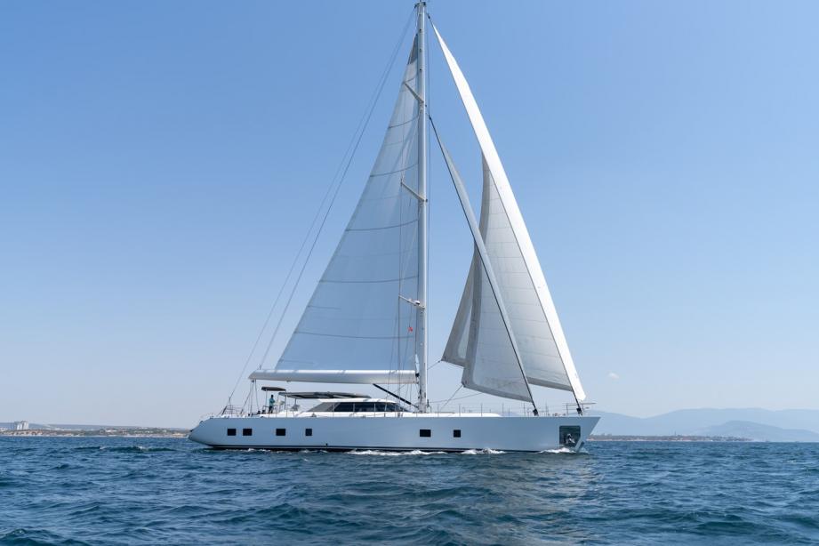 yacht Jasmina III