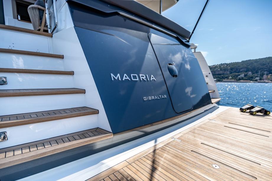 yacht Maoria