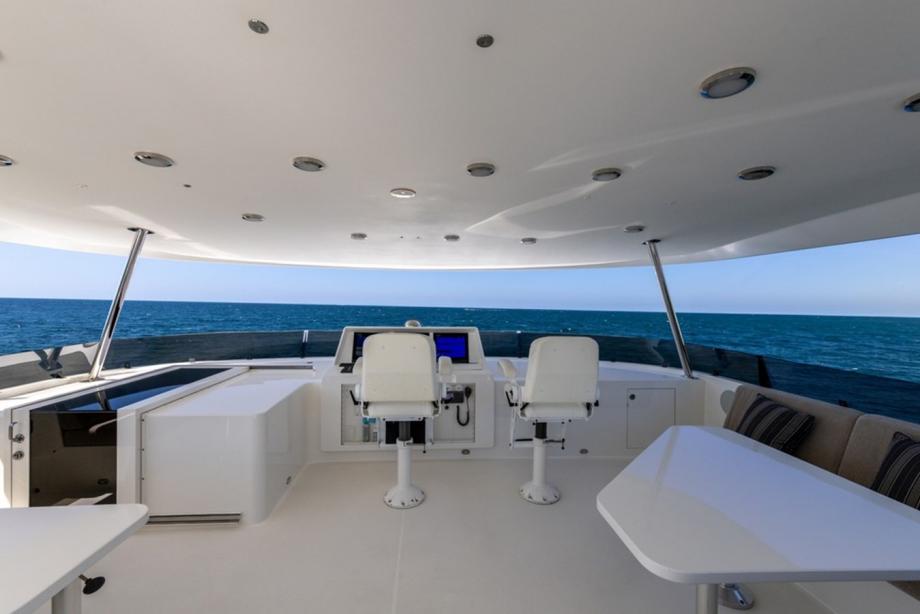 yacht Chiron
