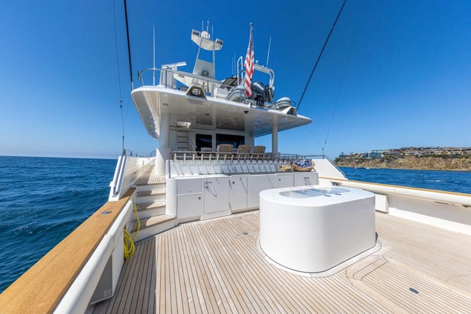 yacht Chiron