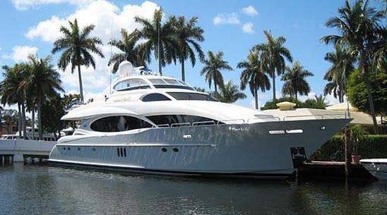 Motor yacht 24 Karat - Lazzara - Yacht Harbour