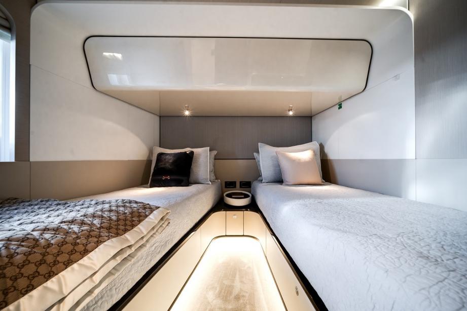 yacht Scudo