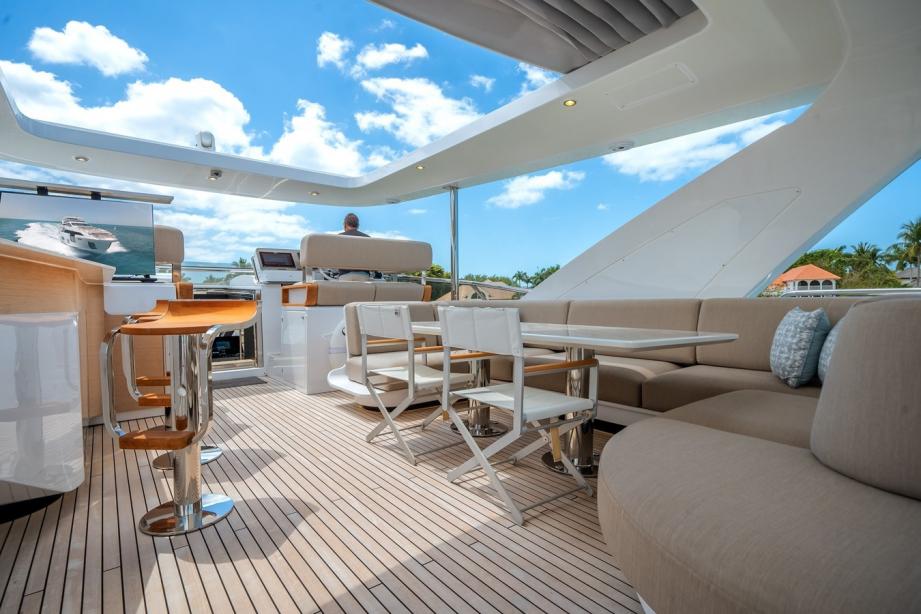 yacht Scudo