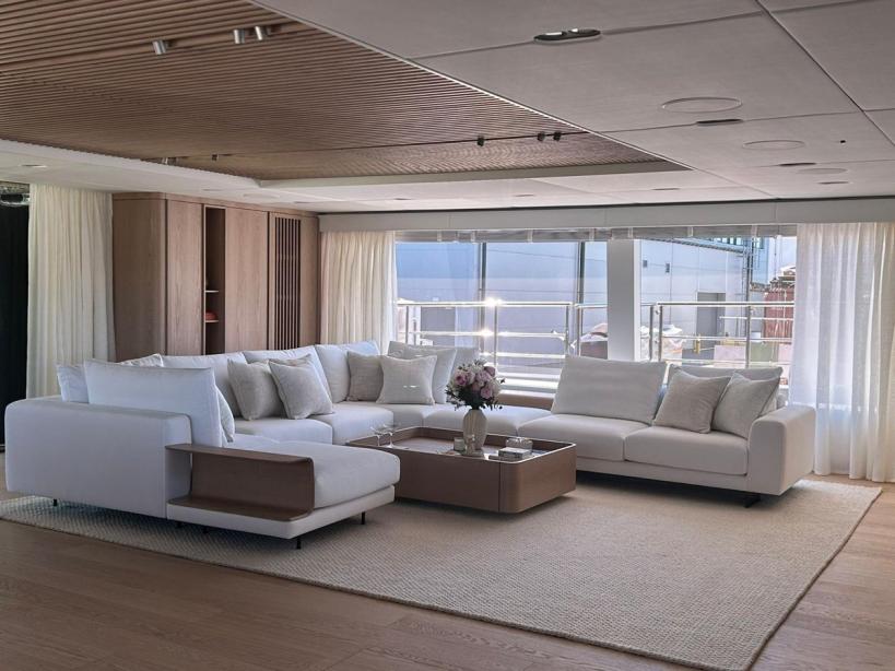 yacht Petite Belle