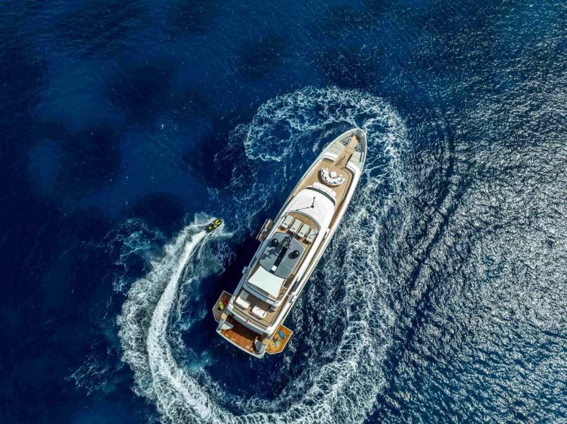 yacht Unique S