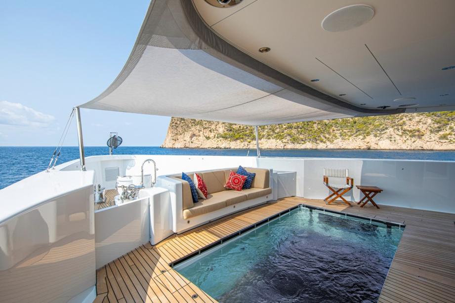 yacht Promise.