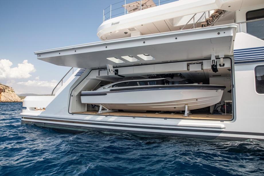 yacht Promise.