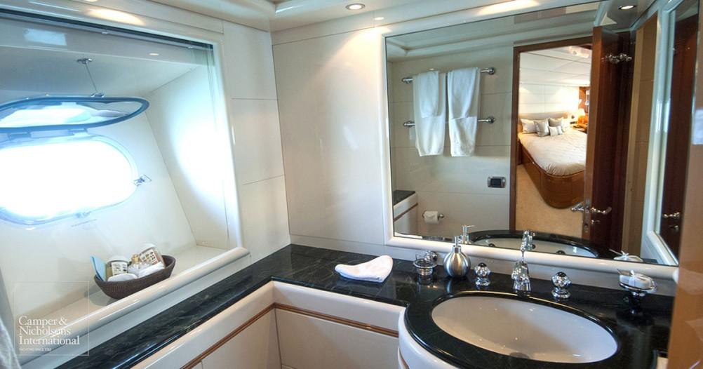 yacht Quantum of Seas