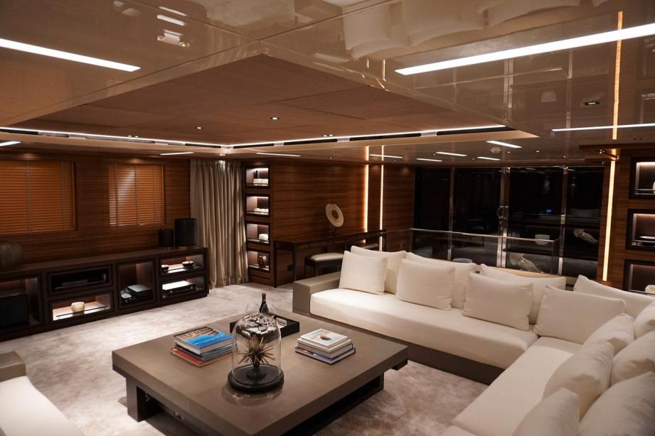 yacht Magna Grecia