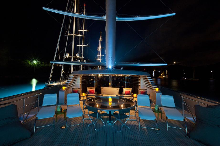 yacht Maltese Falcon