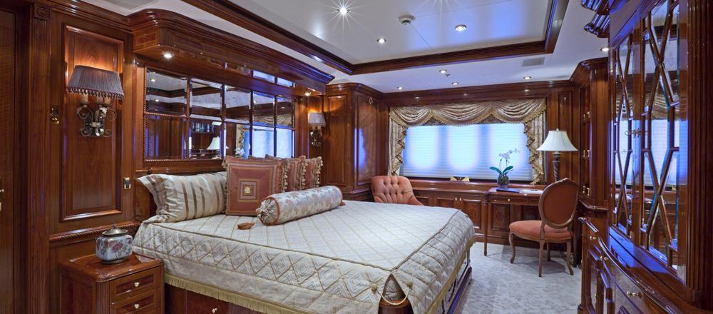 yacht Horizons III