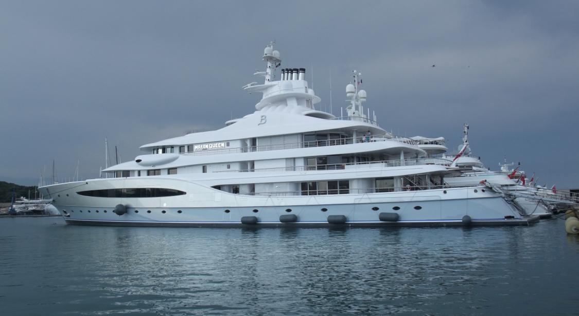 maya queen yacht