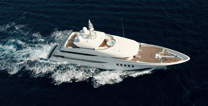 yacht Alkhor