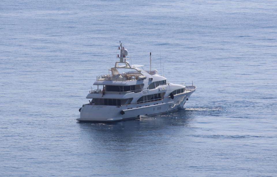 yacht More