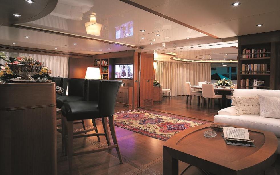 yacht More