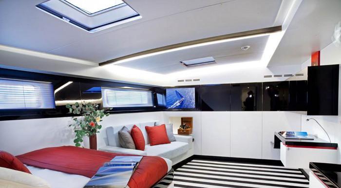 yacht Nomad IV
