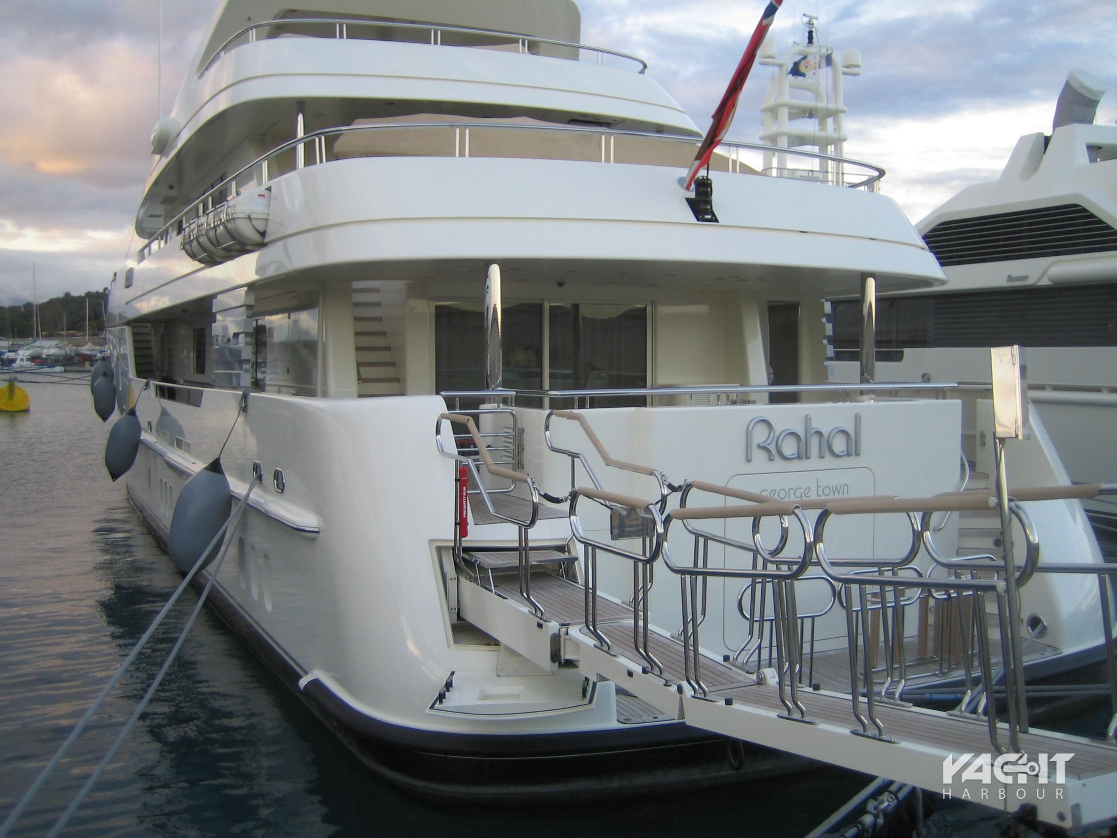 motor yacht rahal