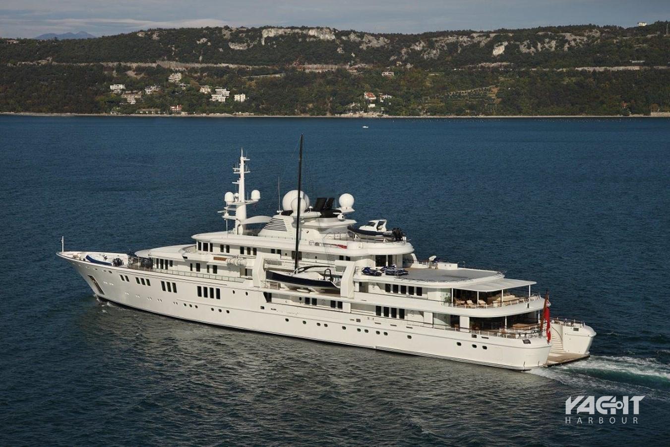 yacht tatoosh