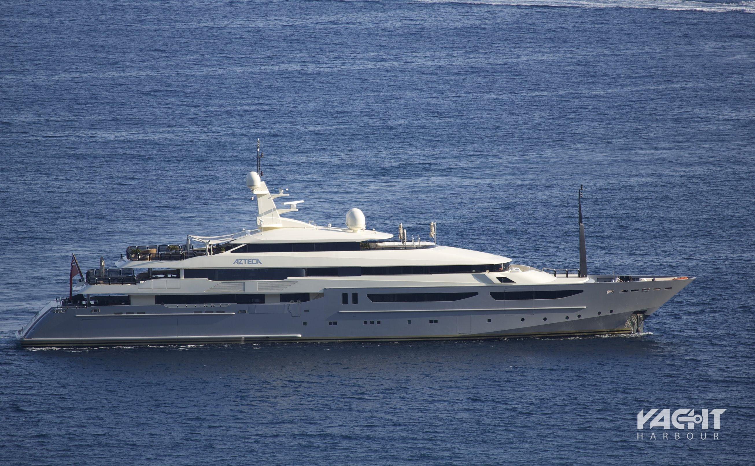 Motor yacht Arbema CRN Yacht Harbour