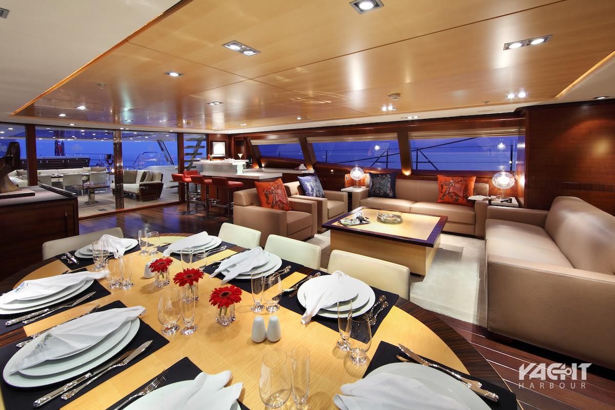 Sailing yacht Prana Alloy Yachts Yacht Harbour