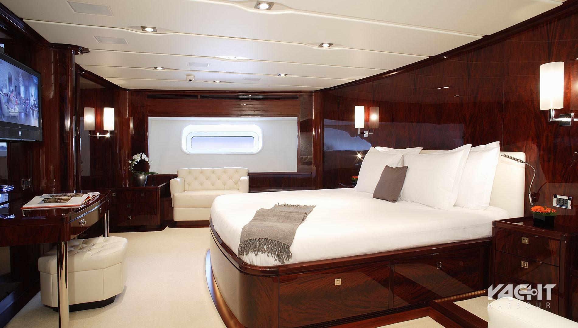 Sailing yacht Valquest Bloemsma Van Breemen Yacht Harbour