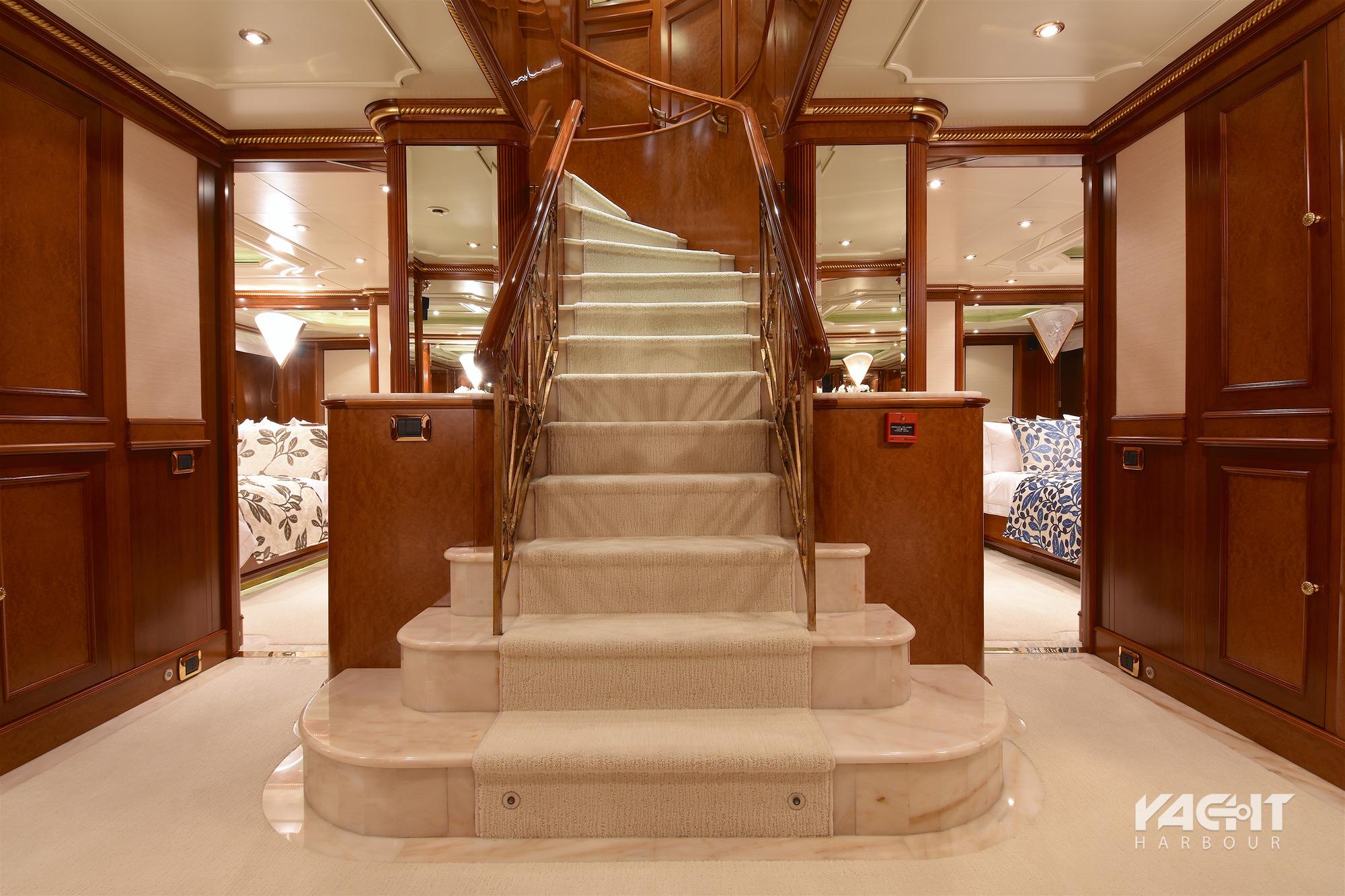 lady michelle motor yacht