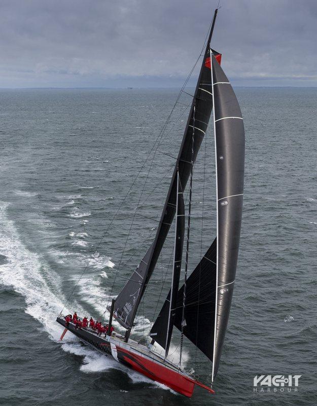 crew of comanche yacht