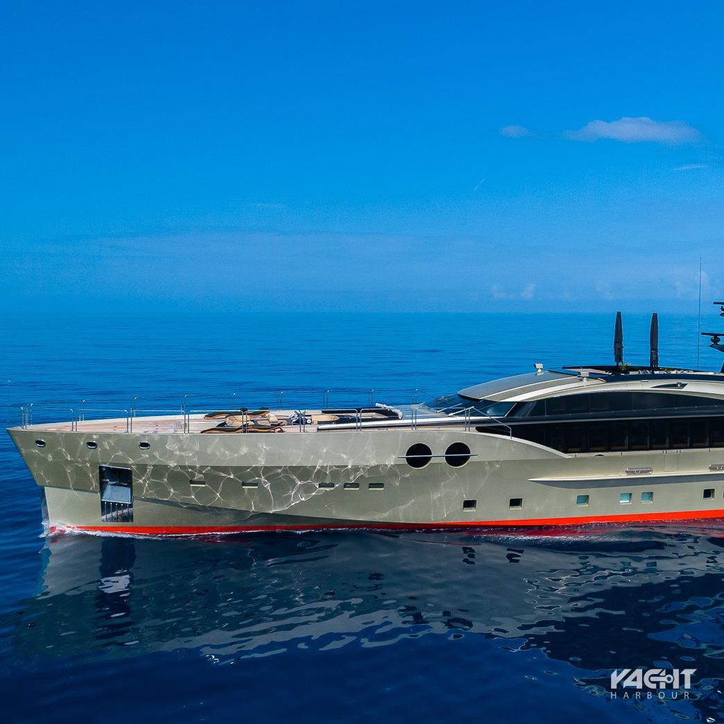 motor yacht db9 for sale