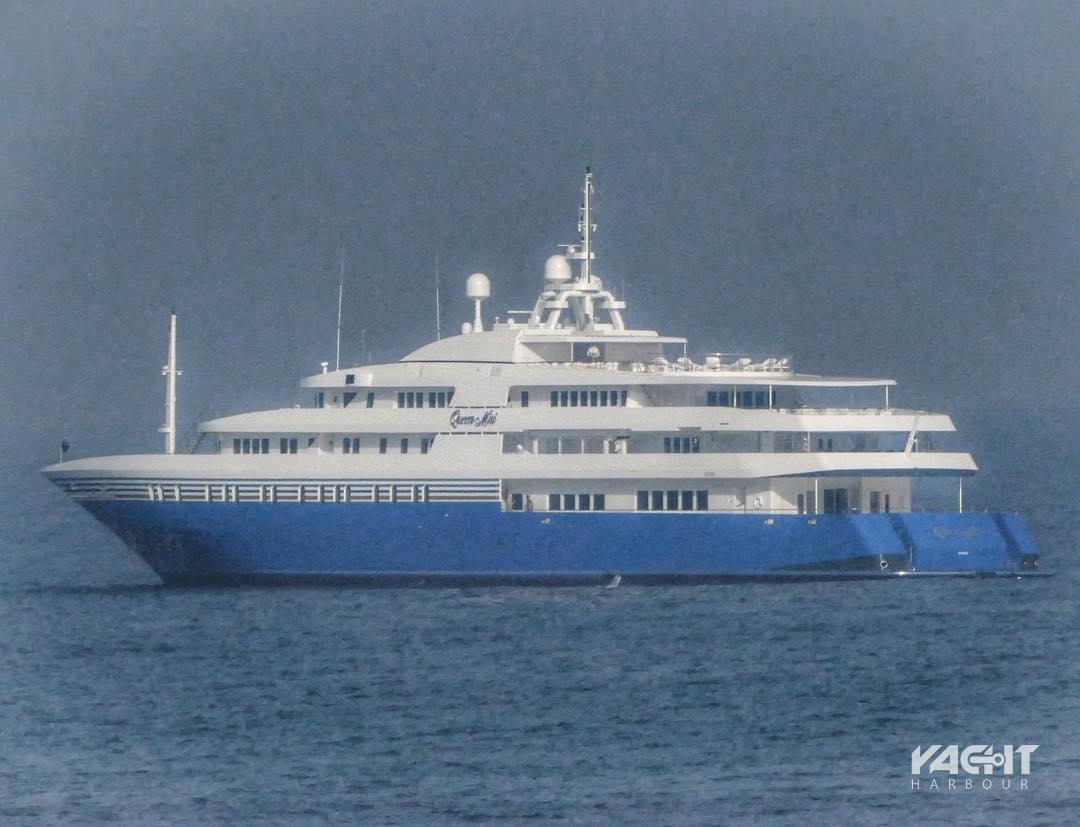 superyacht queen miri