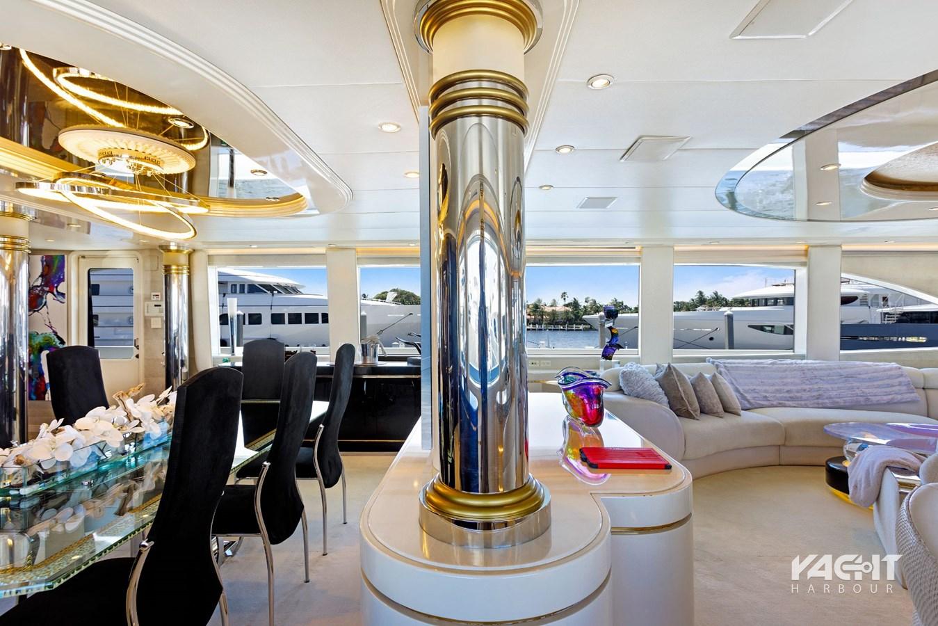 Motor yacht Invision Westship Yacht Harbour