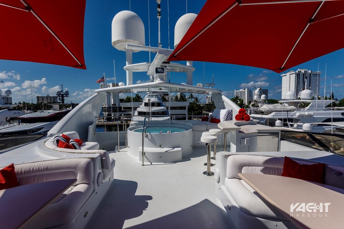 Motor yacht Invision Westship Yacht Harbour